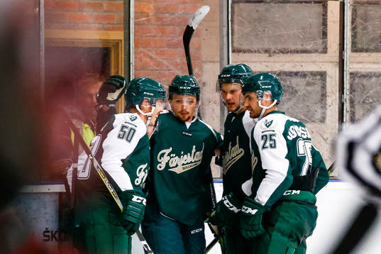Färjestads Marcus Nilsson jublar