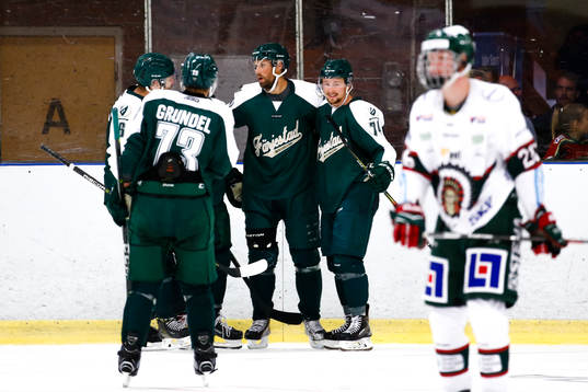 Färjestads Dick Axelsson jublar