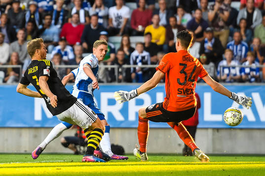 IFK Göteborgs Sören Rieks kvitterar till 1-1