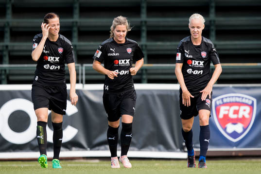 Lotta Schelin, Hanna Folkesson och Caroline Seger