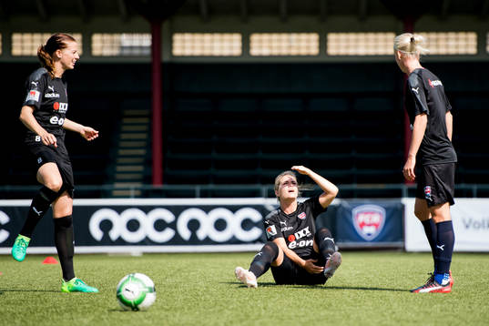 Lotta Schelin, Hanna Folkesson och Caroline Seger