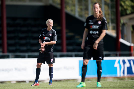 Caroline Seger och Lotta Schelin