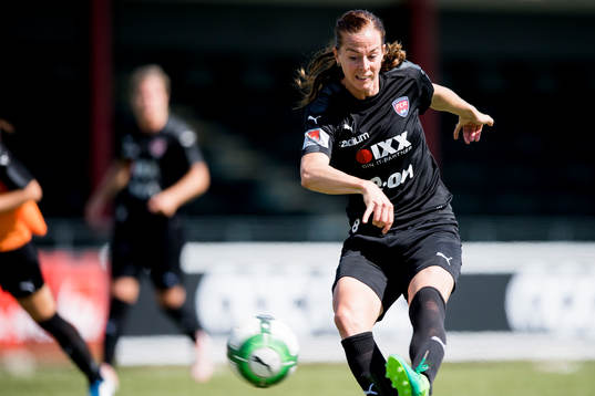 Lotta Schelin