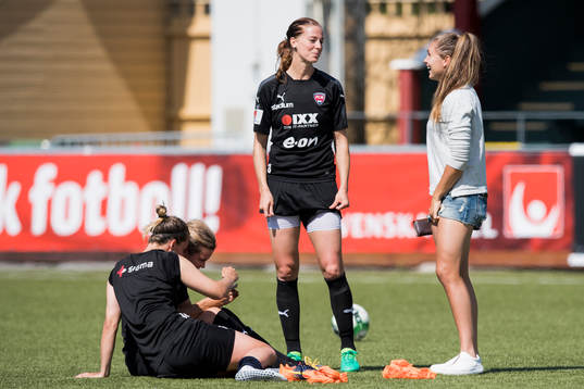 Lotta Schelin och Lieke Martens