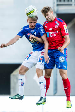 Åtvidabergs Simon Marklund och Helsingborgs Viktor Ljung
