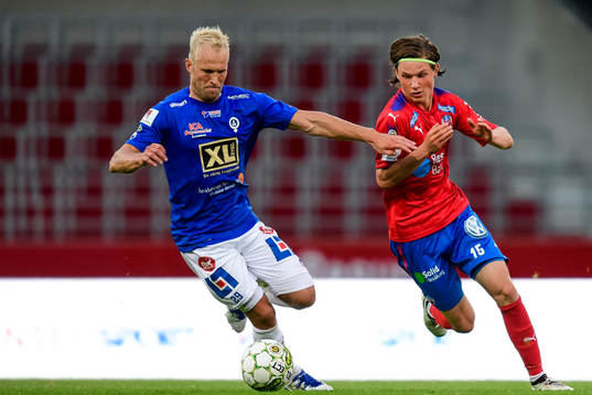Åtvidabergs Pekka Lagerblom och Helsingborgs Max Svensson