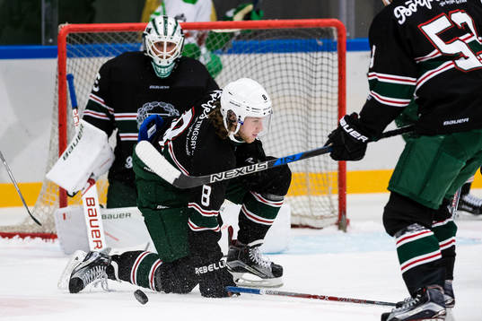 Tingsryds Hampus Melnén täcker skott