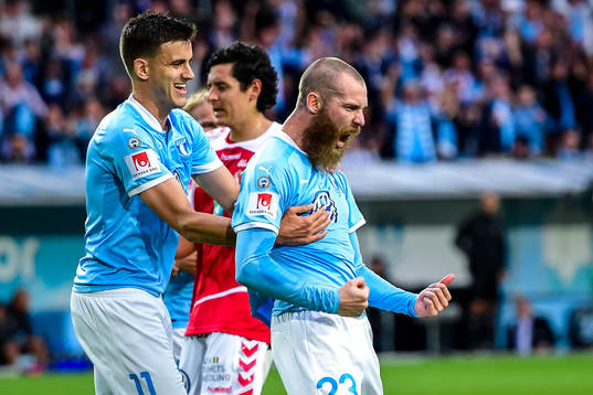 Malmö FFs Alexander Jeremejeff och Jo Inge Berget  jublar