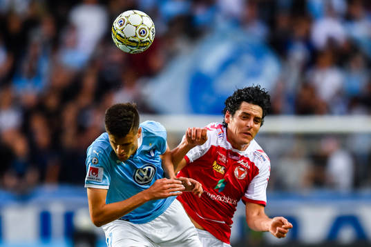Malmö FFs Alexander Jeremejeff och Kalmars Marko Biskupovic