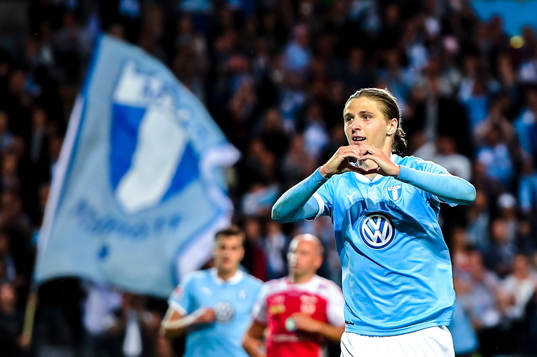 Malmö FFs Pawel Cibicki jublar