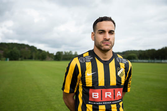 Häckens nyförvärv Mervan Celik