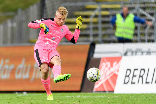 Halmstads målvakt Isak Pettersson
