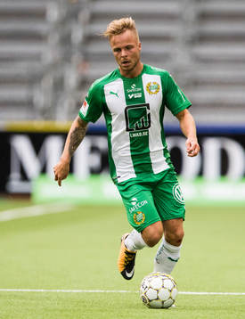 Hammarbys Sander Svendsen med bollen