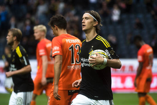 s Kristoffer Olsson jublar