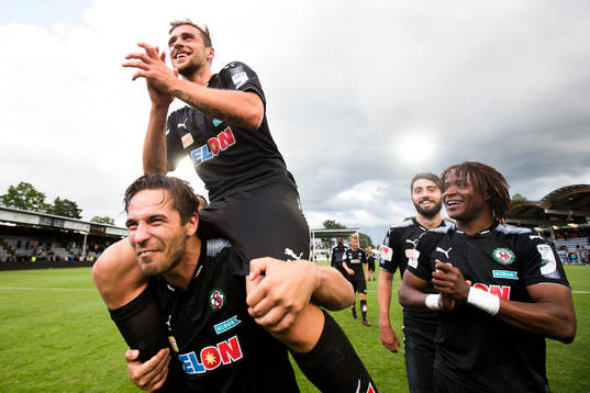 Örebros Nordin Gerzic, Filip Rogic Nahir Besara och