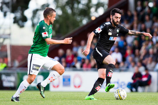 Jönköpings Fredric Fendrich mot Örebros Nahir Besara