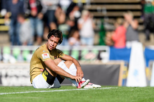 Brommapojkarnas Erik Figueroa deppar