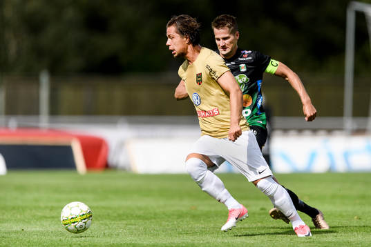 Brommapojkarnas Erik Figueroa och Varbergs Gabriel