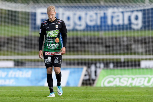 Varbergs Oliver Silverholt deppar