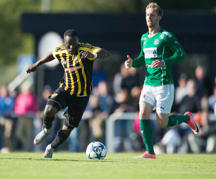 IFK Hässleholms  Mike Andrew i matchen i division 2 mellan