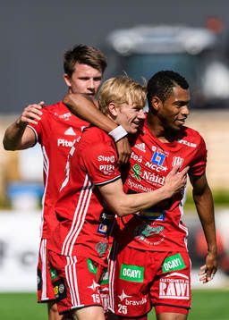 Piteås Johannes Lidström jublar
