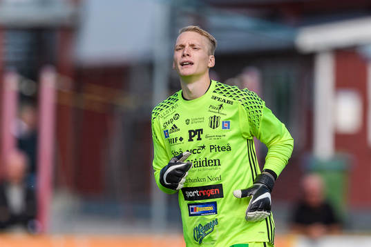 Piteås målvakt Tomas Adell
