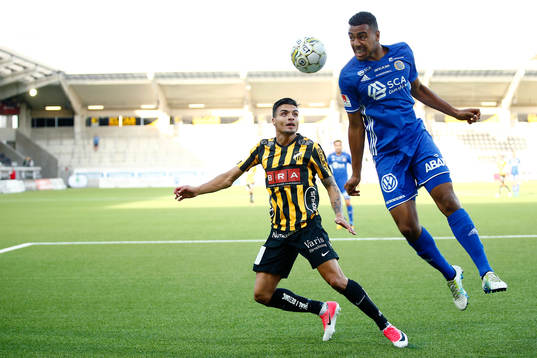 Häckens Ahmed Yasin och Sundsvalls Noah Sonko Sundberg