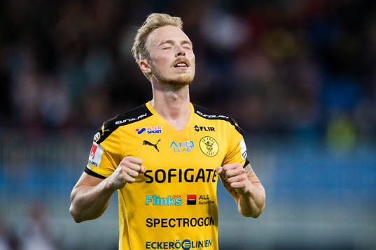 Frejs Pontus Åsbrink jublar