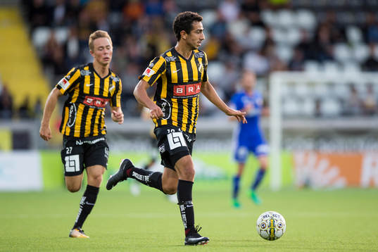 Häckens Daleho Irandust och bakom Joel Andersson