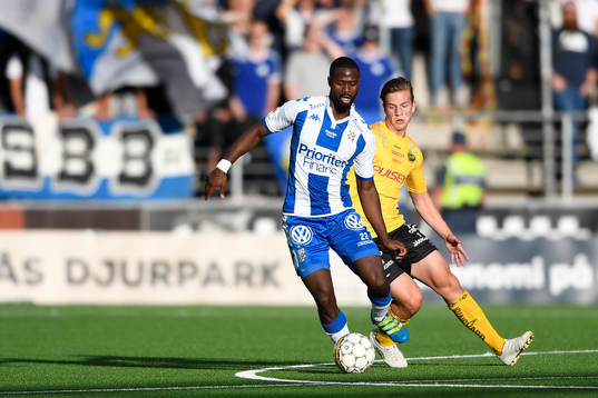 IFK Göteborgs Vajebah Sakor och Elfsborgs Simon Olsson