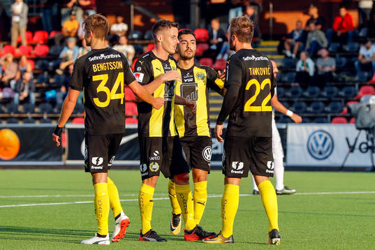 Hammarbys Leo Bengtsson, Jeppe Andersen, Jiloan Hamad och