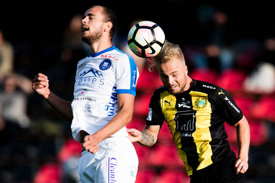 Akropolis Sebastian Ludzik i en nickduell med Hammarbys