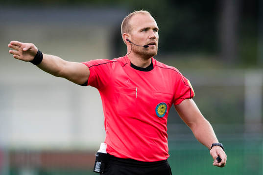 Domare Patrik Eriksson