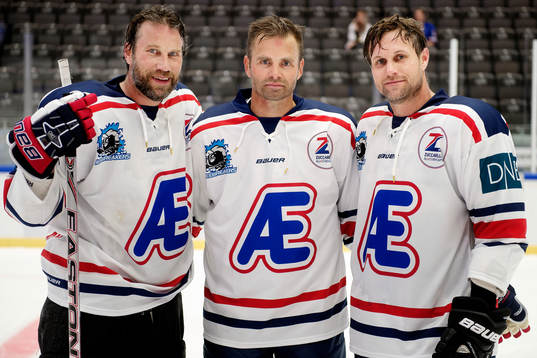 Icebreakers Peter Forsberg, Niklas Sundström och Markus