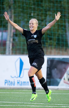 Göteborgs Adelina Engman jublar