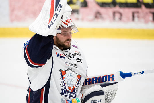 Linköpings målvakt Jonas Gustavsson deppar