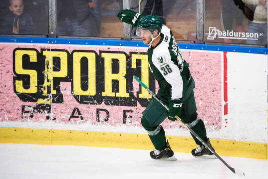 Färjestads Niklas Fogström jublar