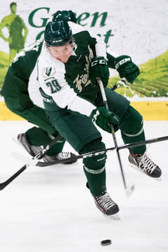Färjestads Oskar Steen