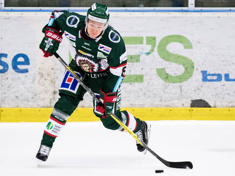 Frölundas Kristoffer Gunnarsson skjuter