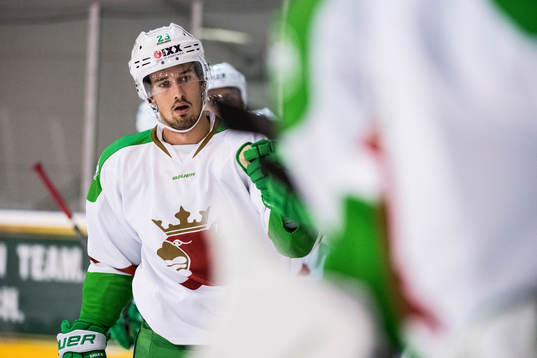Rögles Daniel Sylwander jublar