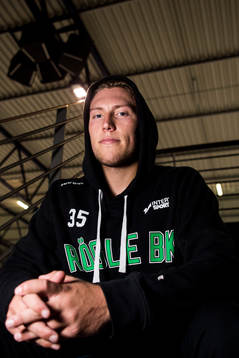 Rögles målvakt Emil Kruse