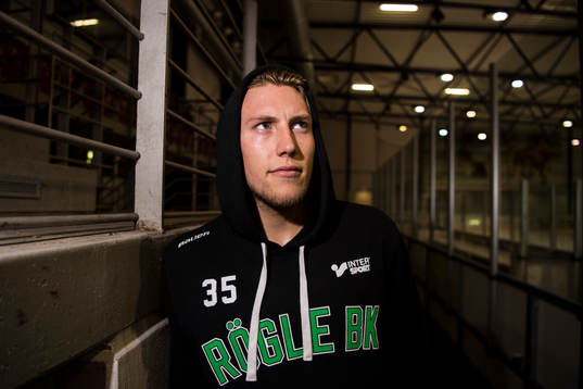 Rögles målvakt Emil Kruse