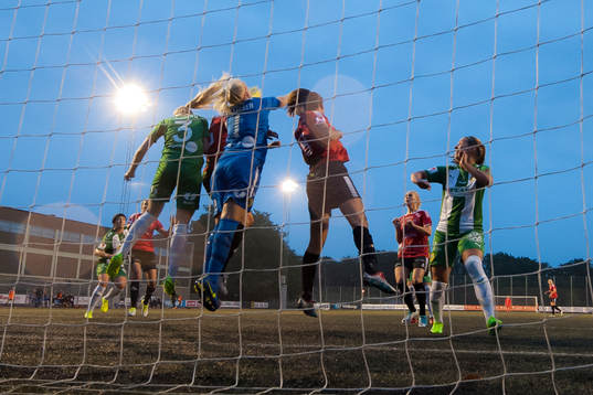 Hammarbys målvakt Emma Holmgren