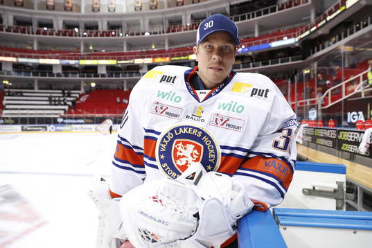 Viktor Fasth #30, Växjö Lakers