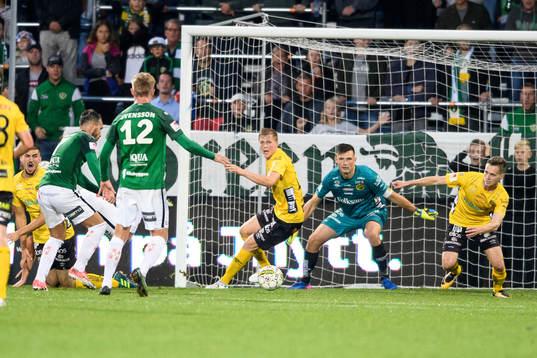 Elfsborgs målvakt Kevin Stuhr Ellegaard, Joakim Nilsson