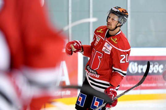 Örebros Marcus Weinstock jublar