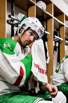 Rögles Daniel Sylwander i omklädningsrummet