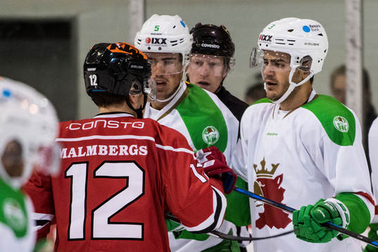 Rögles Alen Bibic och Almen Bibic i tjafs med Örebros