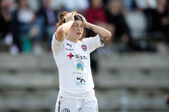 Rosengårds Ella Masar McLeod deppar