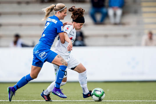 Eskilstunas Malin Diaz och Rosengårds Ella Masar McLeod i